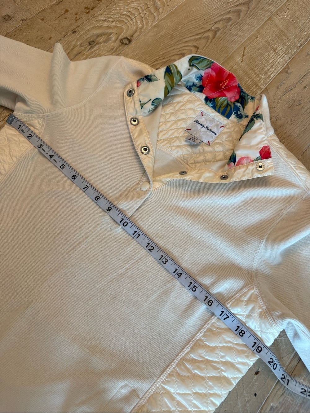 Tommy Bahama Aruba Cream Quilted-Panel Pullover Quarter Snap Top Jacket M - Picture 4 of 10